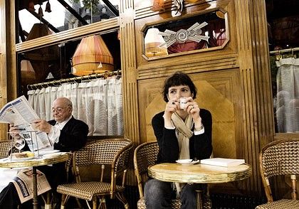 French Cafe Romantic Paris, Cafe Society, Ladies Who Lunch, Parisian Cafe, French Cafe, Paris Cafe, Cafe Style, Coffee Culture, Cafe Shop