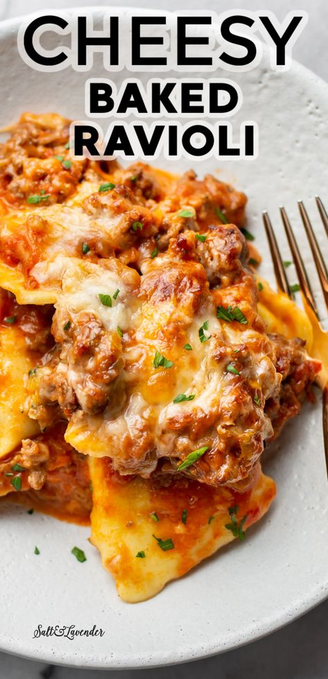 Beef Ravioli Recipe, Cheese Ravioli Recipe, Baked Ravioli Recipe, Baked Ravioli, Ravioli Bake, Ravioli Recipe, Cheese Ravioli, Pasta Dinner Recipes, Easy Cheesy