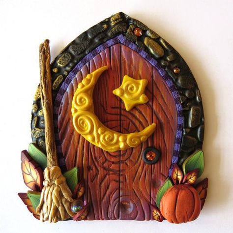 Tooth Fairy Door, Accessory Wall, Diy Fairy Door, Tooth Fairy Doors, Fairy Garden Doors, Polymer Clay Halloween, Clay Fairy, Clay Fairy House, Fairy Homes