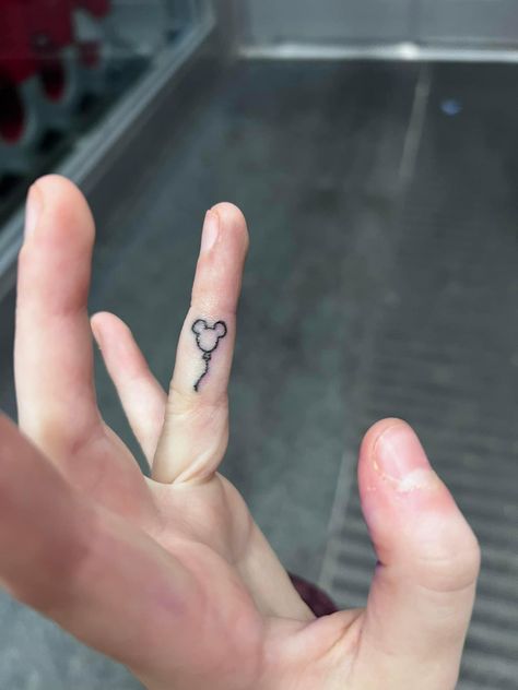 Mickey Mouse Balloon Tattoo, Disney Goofy Tattoos, Disney Finger Tattoo, Mickey Balloon Nails, Disney Balloon Tattoo, Mickey Balloon Tattoo, Cute Disney Tattoos, Disney Balloon, Mickey Tattoo