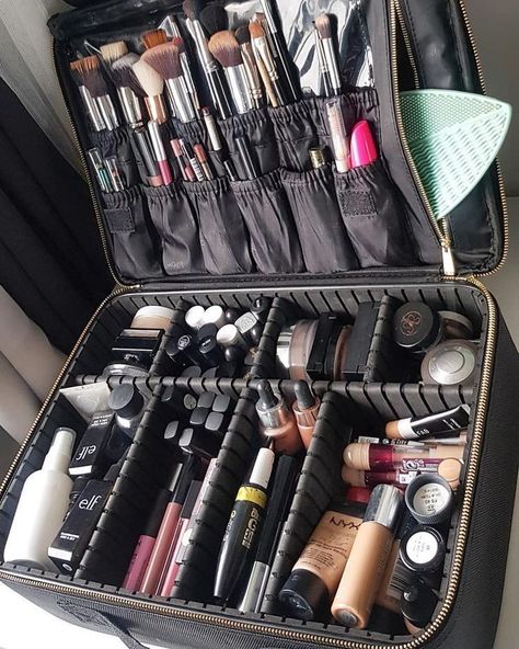 Penyimpanan Makeup, Sparkle Makeup, Makeup Collection Goals, Professional Makeup Kit, Alat Makeup, Makeup Artist Kit, Makeup Drawer Organization, Makeup Is Life, Makeup Studio