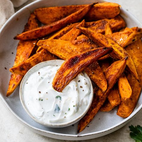 Roasted Sweet Potato Wedges, Baked Sweet Potato Wedges, Creamy Dipping Sauce, Baked Sweet Potato Fries, Sweet Potato Fries Baked, Garlic Dip, Clean And Delicious, Roasted Sweet Potato, Sweet Potato Wedges