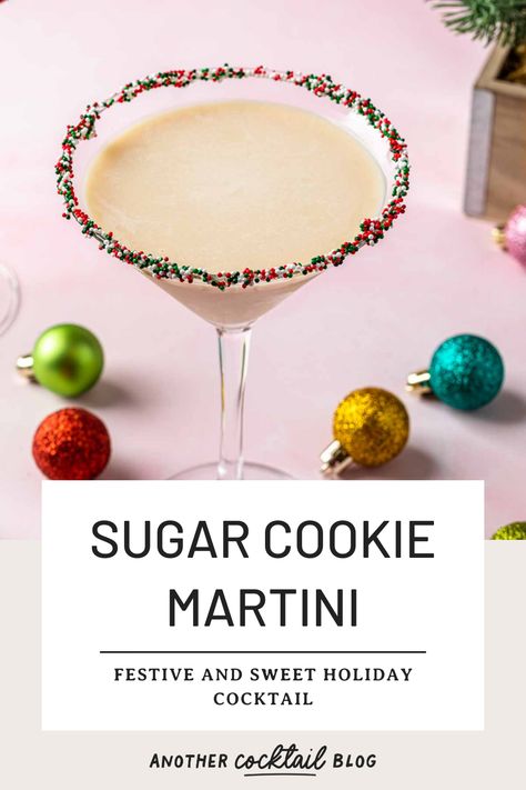 Just like your favorite Christmas cookie, this sugar cookie martini is sweet and festive. Made with whipped cream vodka, Irish cream, and a hint of amaretto, it's the perfect way to celebrate the holidays. Whipped Vodka Drinks, Sugar Cookie Martini, Cookie Martini, Whipped Vodka, Whipped Cream Vodka, Holiday Sugar Cookies, Peppermint White, Irish Cream Liqueur, Vodka Martini