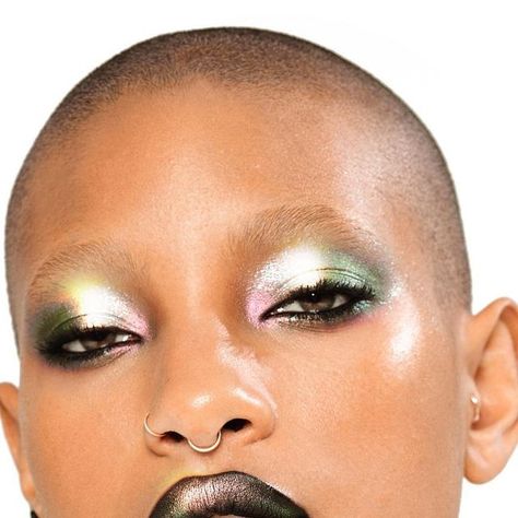 Francie Tomalonis on Instagram: "Duo-chrome everything 🖤 @willowsmith for @spinmag  #makeupbyfrancie  #liplook #duochromeeyeshadow #makeupoftheday" Duo Chrome Eyeshadow Looks, Duochrome Eyeshadow Looks, Chrome Eyeshadow, Rainbow Eyeshadow, Duochrome Eyeshadow, Eyeshadow Looks, Pose Reference, Rainbow, Makeup