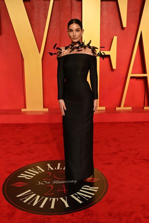 Prada: Lily Aldridge In Prada At The 2024 Vanity Fair Oscars Party - Luxferity Vanity Fair After Party, Oscars After Party, Prada Dress, Classic Tuxedo, Oscars Party, Chloe Sevigny, Lily Aldridge, Heart Fashion, Oscar Party