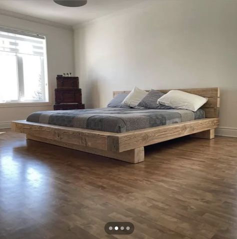 Wooden Bed Base Ideas, Bed Made Of Wood, 4x4 Bed Frame, Homemade Bed Frame, Rustic Beds, Diy King Bed Frame, Wood Bed Frame Diy, Reclaimed Wood Bed Frame, Rustic Bed