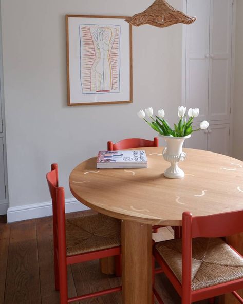 A 4 person Dining Table featuring oversized octagonal legs with arched support for the round tabletop and inlaid with beech in a random guilloche design. Made to order and non-refundable. Shipped 8-10 weeks from purchase. Kitchen Table 4 Person, Small Kitchen Table Round, Checkered Dining Table, Fun Dining Table, Colored Kitchen Table, Round Table In Living Room, Colourful Dining Table, Colored Dining Table, Colour Dining Table