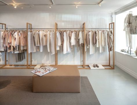 Peserico store by C&P Architetti, Hampton / New York »  Retail Design Blog Art Teen, Clothing Store Displays, Clothing Store Interior, Fashion Wall Decor, Clothing Store Design, Store Design Boutique, Clothes Hanging, Boutique Display, Boutique Interior Design