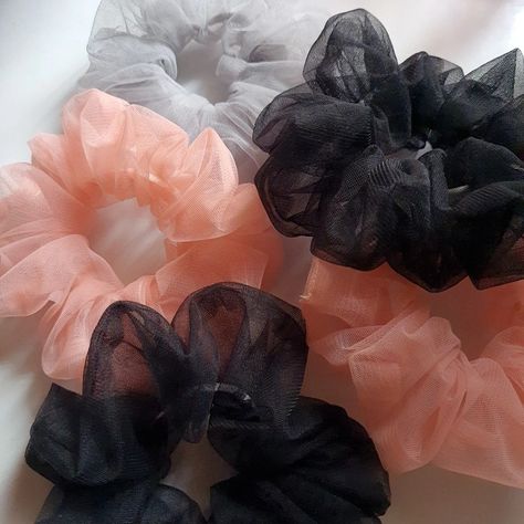 Net Scrunchies, Bedroom Deco, Black Peach, Women Supporting Women, Burlap Wreath, Scrunchies, Halloween Wreath, Ruffles, Burlap