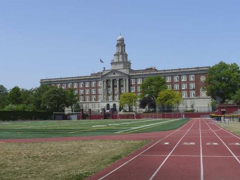 P1150491 Big School Building, Kimmy Core, Marvel Landscape, Midtown High School, Universe Shifting, Peter Parker Mcu, Mcu Dr Visuals, Movie Set Design, Marvel Visuals