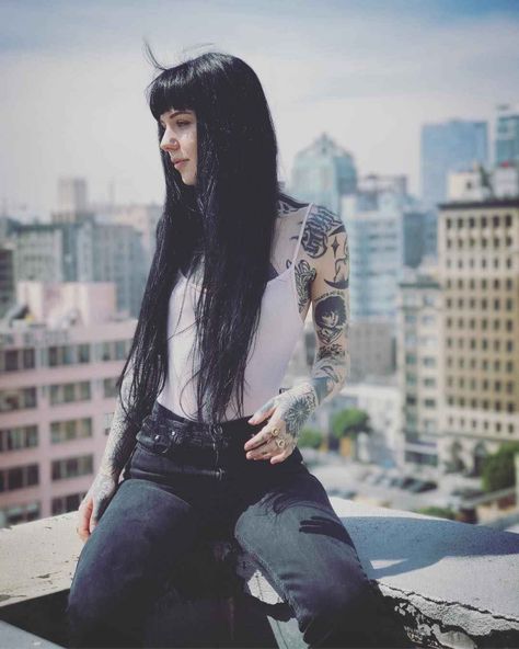 Tattoo artist, model and TV star Grace Neutral Tattoo Artist Style, Artist Style Clothing, Grace Neutral, Cool Tattoo, Black Grunge, Body Modification, Artist Models, Grunge Hair, Artist Style