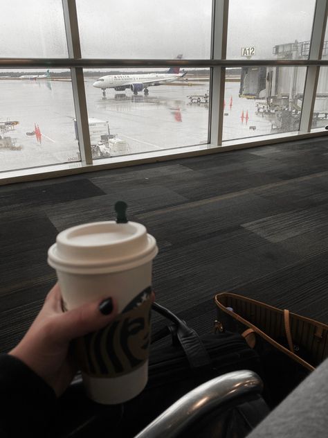 Airport Aesthetic Coffee, Airport Coffee Aesthetic, Airport Coffee, Airport Aesthetic, Spilled Coffee, Breathtaking Places, Book Aesthetics, Aesthetic Coffee, Vision Board