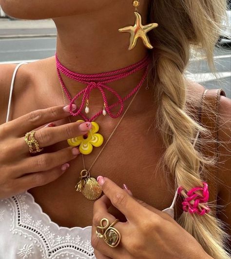 Summer accessories 🫧 Fashion Girlies, Summer Accessories, Island Life, Fashion Styles, Summer Aesthetic, Types Of Fashion Styles, Summer Hairstyles, Summer Vibes, Hair Styles