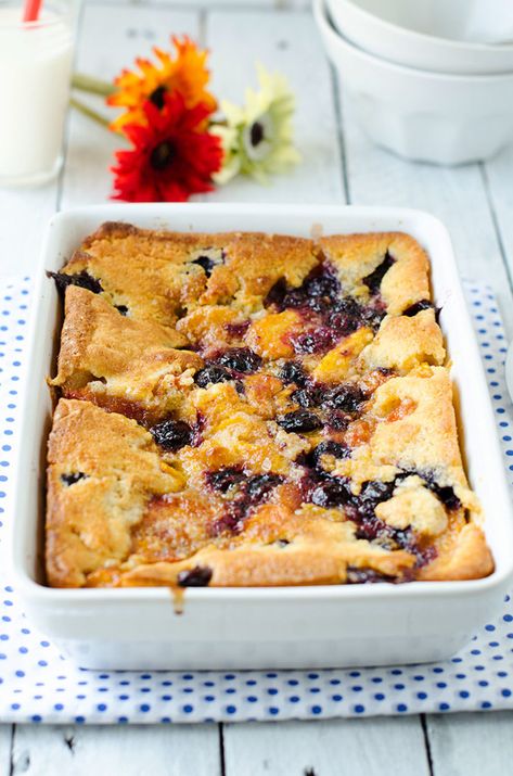 Peach And Blueberry Cobbler, Peach Blueberry Crumble, Peach Blueberry Cobbler, Deserts Easy, Peach Blueberry, Blueberry Desserts, Blueberry Crumble, Berry Dessert, Blueberry Cobbler