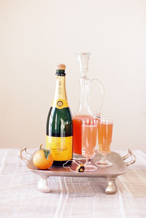 Orange Champagne Cocktail, Rustic Wood Table, Orange Champagne, Brunch Inspiration, Champagne Cocktails, Fresh Fruit Recipes, Cocktail Ideas, Cocktail Photography, Elizabeth Anne