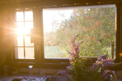 Mountain Images, Lakeside Cottage, Easy Like Sunday Morning, Bohemian House, Photography Light, Big Windows, Feels Like Home, Through The Window, Kitchen Window