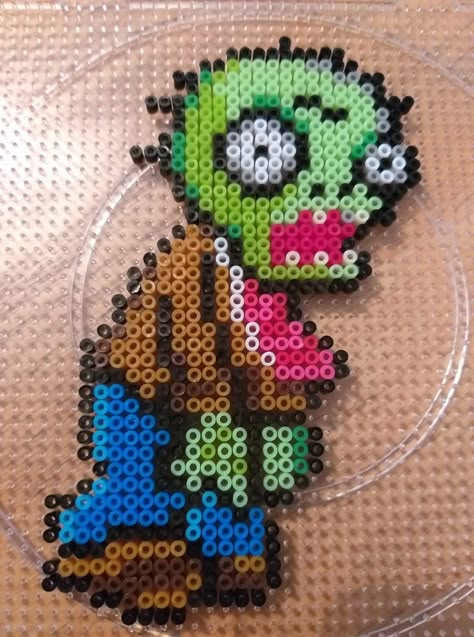 Perler Plants Vs Zombies, Pvz Perler Beads, Plants Vs Zombies Perler Beads, Plant Perler Beads, Zombie Perler, Perler Designs, Bead Templates, Easy Perler Bead Patterns, Perler Creations