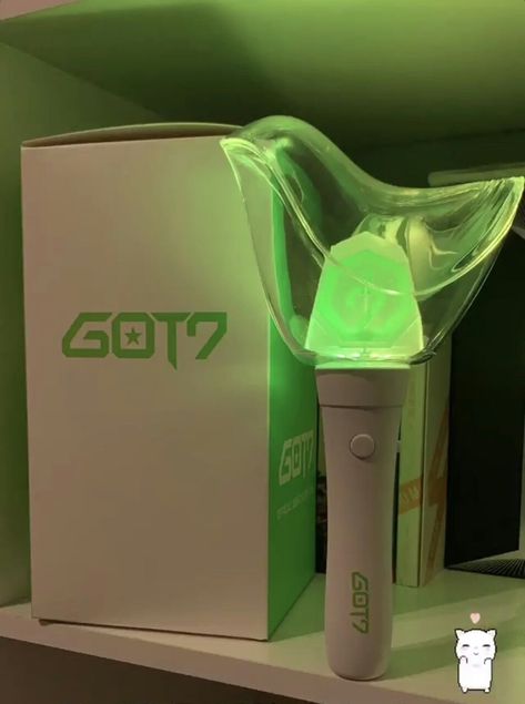 Lightsticks Kpop, Twice Red Carpet, Kpop Lightsticks, Lightstick Kpop, Kpop Lightstick, Got7 Funny, Kpop Diy, Light Stick, Pop Collection