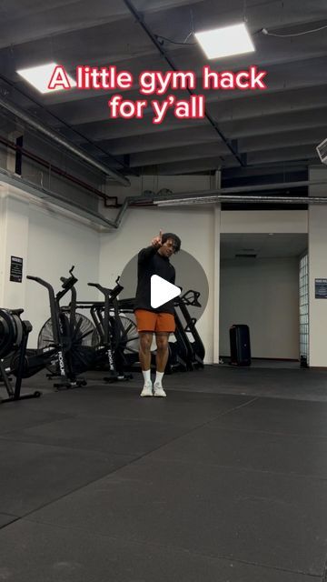 O’s NLF on Instagram: "A little fitness hack you can use ❤️🙏🏽  Yea I’m still learning the whole editing thing 🤣❤️ Share and like this post if you enjoyed it!   #personaltrainer #onlinecoach #sharkysgym #osnlf" Beginners Gym Workout Plan, Glute Training, Glute Workouts, Better Habits, Functional Fitness, Buttocks Workout, Heath And Fitness, Workout Plan Gym, Gym Workout For Beginners