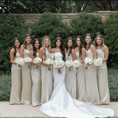 White Themed Wedding Bridesmaid Dresses, Neutrals And Blue Wedding, Wedding Champagne Bridesmaid Dress, Bridesmaids At Alter, Timeless Wedding Bridesmaid, Timeless Wedding Bridal Party, Bridesmaids Neutral Dresses, Classic Wedding Aesthetic Bridesmaids, Off White Bridal Party