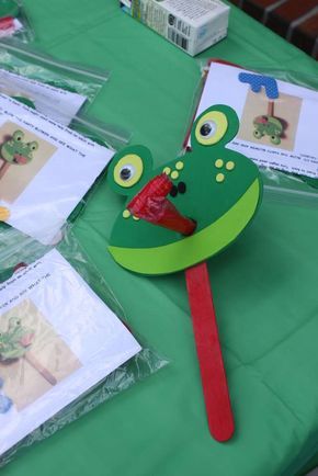 Frog Party Ideas, Frog Birthday Party, Frog Party, Reptile Party, Frog Crafts, Birthday Dog, Daycare Crafts, 3rd Birthday Parties, Animal Crafts