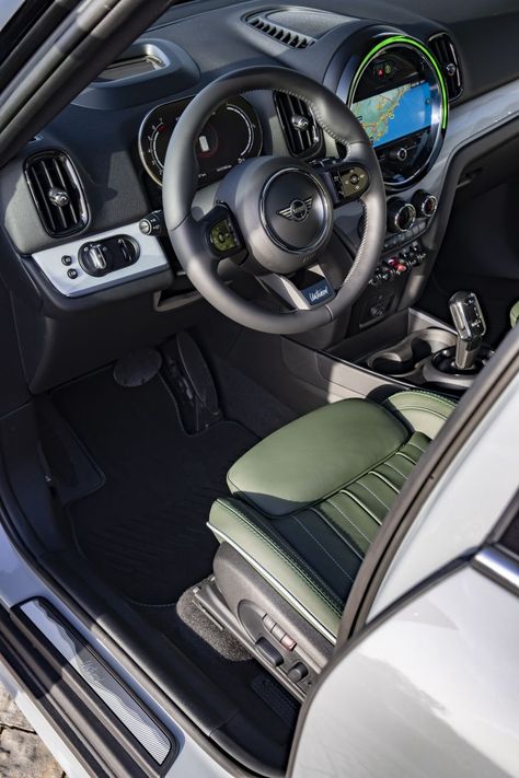 2022 Mini Cooper S Countryman ALL4 Untamed Edition - Free high resolution car images Mini Cooper Countryman Aesthetic, Mini Cooper Suv, Mini Cooper Aesthetic, Mini Cooper Interior, Mini Cooper Accessories, Great Wallpapers, Isaiah 60 22, Cool Car Accessories, Mini Cooper Countryman