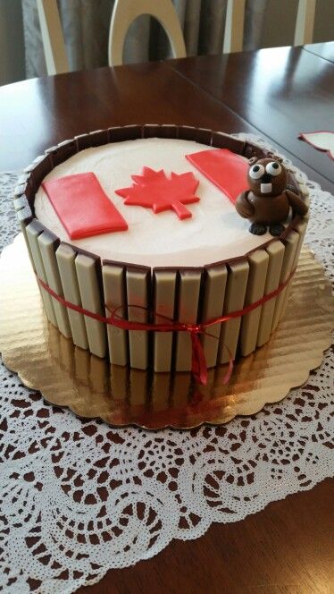 Welcome to Canada cake Canada Cake, Welcome To Canada, Book Photography Instagram, Christmas Cakes, Cake Decor, Photography Instagram, Christmas Cake, Book Photography, Cake Decorating