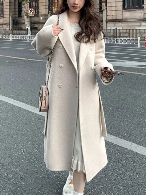 Korean Fashion Office, Woolen Coat Woman, Long Overcoat, Loose Coats, Chic Shirts, Flared Sleeves Top, Middle Age Fashion, Long Coat Women, Women Overcoat