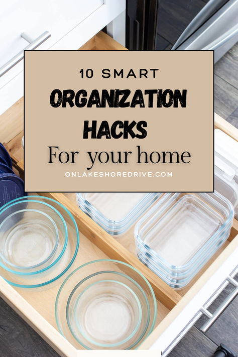 Organization hacks pin with organized drawer Best Home Organization Products, House Organisation Hacks, New Home Organization Ideas, Glassware Organization, Home Edit Organization, Organize Aesthetic, Organize Hacks, Neat Organization, Practical Organization