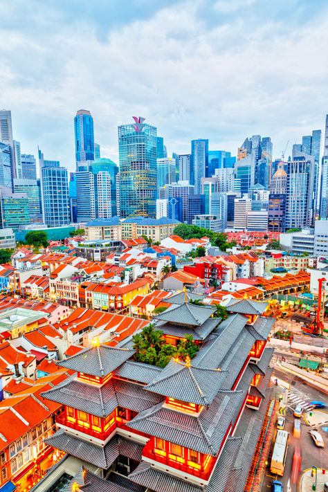 Singapore Chinatown With Financial District in Background Singapore Chinatown, Singapore With Kids, Rooftop Bars Los Angeles, Chinatown Singapore, Singapore Attractions, Things To Do In Singapore, Night Views, Singapore Changi Airport, Visit Singapore