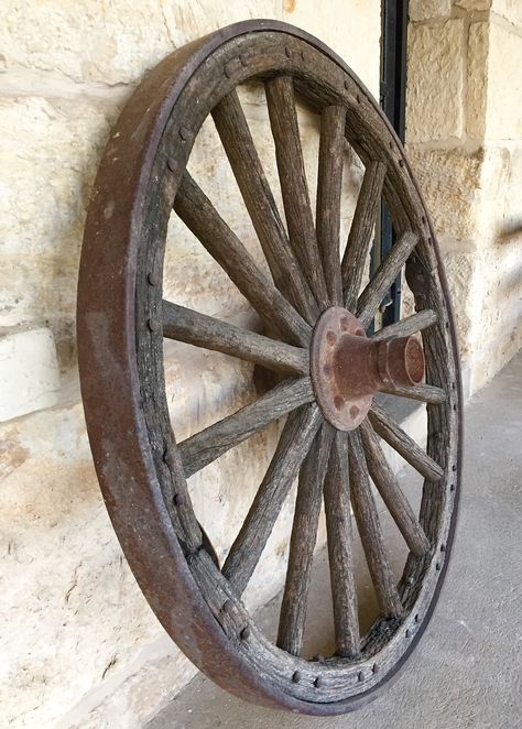 Farm Scenery, Wood Wagon, Garden Wagon, Wall Accents Decor, Old Wagons, Western Theme Party, Wheel Decor, Wooden Wheel, Mediterranean Style Homes