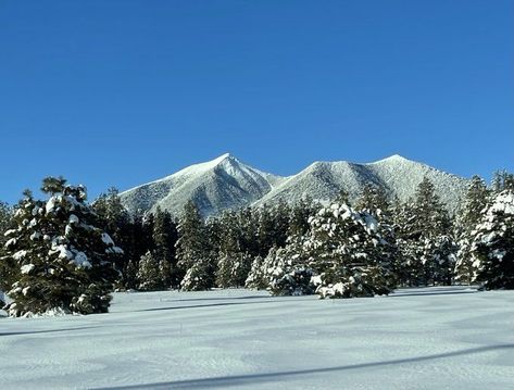 The San Francisco Peaks today. Humphreys Peak is the highest point in Arizona at 12,633 feet. #Flagstaff #Arizona Snow time - January 18, 2023 - Snow Time, Flagstaff Arizona, Flagstaff, High Point, Arizona, San Francisco