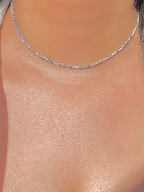 Simple Silver Diamond Necklace, Swarovski Necklace Choker, Faux Diamond Necklace, Classy Diamond Necklace, Dimond Neckless Silver, Aesthetic Diamond Necklace, Short Diamond Necklace, Silver Necklaces Simple Classy, Sparkly Silver Necklace