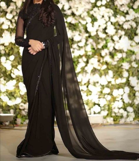 Black Netted Blouse Designs, Black Net Blouse, Black Saree Designs, Nilofer Shahid, Black Saree Blouse, Full Sleeves Blouse Designs, Black Sari, Black Blouse Designs, Netted Blouse Designs