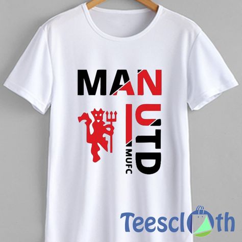 Manchester United T Shirt, Personalized Tshirt, Manchester United Fans, T Shirt Time, English Football, Mini Drawings, Fan Shirts, T Shirt For Men, Manchester United