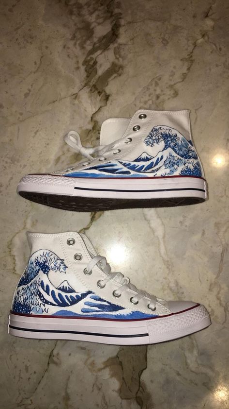 Custom Converse High Tops, Converse Shoes High Top, Painted Converse, Painted Shoes Diy, Custom Painted Shoes, Custom Shoes Diy, Painted Sneakers, The Great Wave, Custom Converse