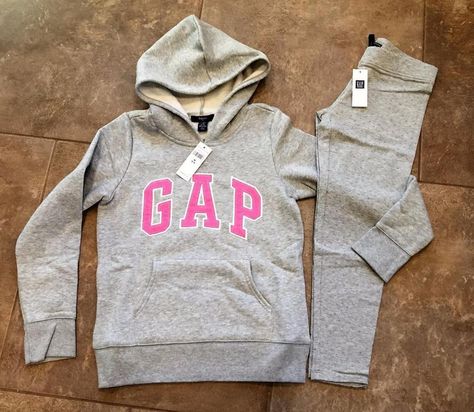 Girls GAP Hooded Sweatshirt & Leggings Set Size M 8 - Cute Gray Outfit NEW Tags #GapKids Cricut Clothes, Sweats Set, Gray Outfit, Sweatpants And Hoodie, Girl Sweat, Girl Sweatpants, Sweatpants Outfit, Hoodie Set, Grey Outfit