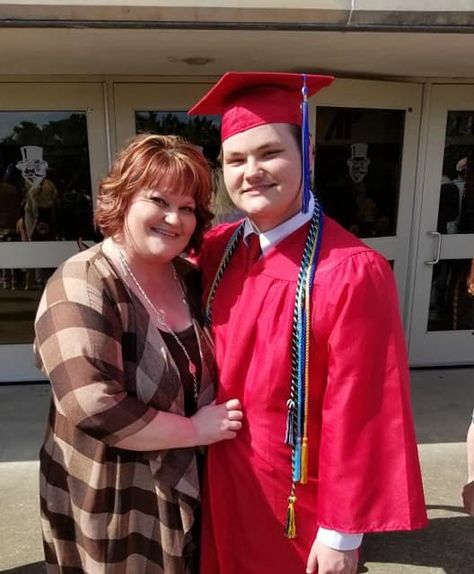 My Son Is Leaving For College: Please Don't Say "It'll Be Fine" College Quotes Funny, Letter To Son, Letter To My Son, Good Advice Quotes, I Will Be Ok, Senior Year Graduation, Teen Parenting, College Items, Letters To My Son