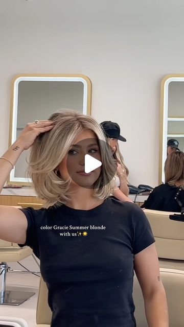 Chrissy Ellingson Rasmussen on Instagram: "Color @gracienielson’s hair Summer blonde with us ✨☀️ Get all my formulas & more at habiteducation.com!" Blonde Highlights In Ponytail, Hair 2020 Trends Women, Toasted Blonde Hair, Trendy Haircut 2024 Women, Chin Length Brunette Hair With Highlights, Modern Blonde Bob, Shoulder Length Voluminous Hair, How To Style Stacked Bob, Chic Short Hairstyles