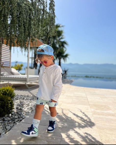 Preschool Outfits Boy, Toddler Boys Summer Outfits, Preschool Clothes, Boys Ootd, Toddler Boy Summer Outfits, Toddler Boy Summer, Pool Party Outfits, Max Fashion, Baby Play Activities