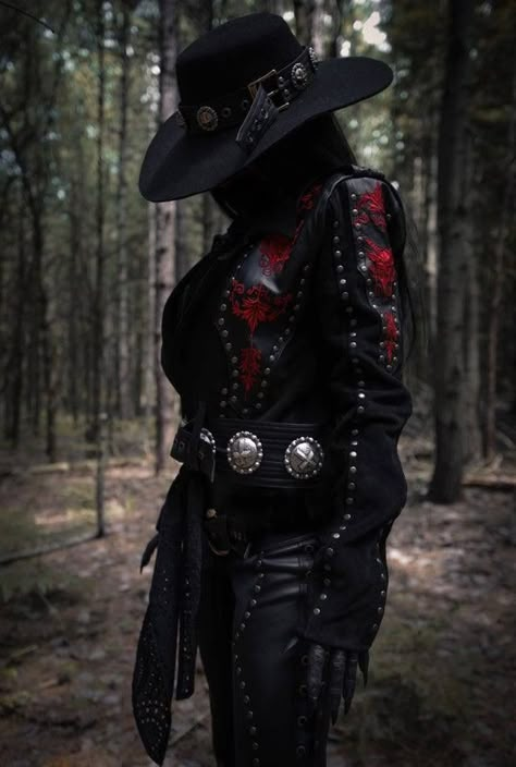 Wizard Outfit Ideas, Evil Outfits, Southern Gothic Fashion, Gothic Cowboy, Goth Cowgirl, Goth Western, Goth Cowboy, Western Goth, Western Gothic