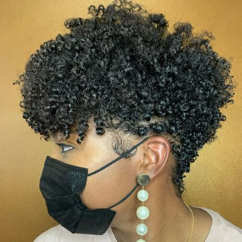 Natural Hair Frohawk, Pixie Haircut Natural Hair, Short Natural Hairstyles For Black Women 4c Hair, Afro Looks, Natural Hair Pixie Cut, Tapered Natural Hair Cut, Natural Haircuts, Short Curly Afro, Natural Hair Twa