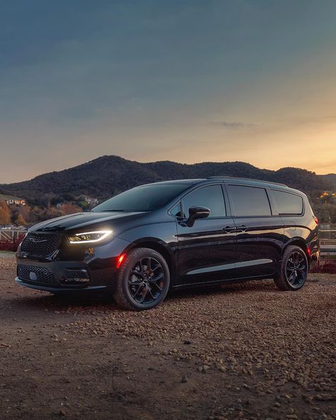 Life is waiting. Get in. 😎 #chryslerpacifica   #carolinachryslerdodgejeepram #fastfairandfriendly #chrysler #dodge #ram #jeep #servicematters #thecustomerisalwaysright Chrysler Pacifica, Chrysler Dodge Jeep, 2025 Vision, Dream Car, Dodge Ram, Dream Cars, Dodge, Old School, Life Is