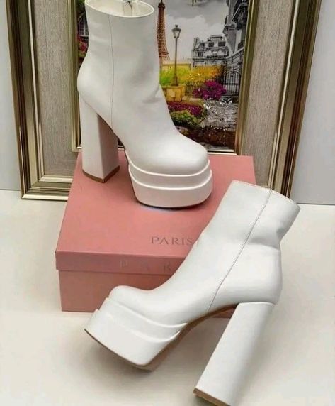 Bratz Boots Outfit, Bratz Heels, Bratz Boots, White Platform Boots, Fashion Shoes Heels, Cute Shoes Heels, Shoes Heels Classy, Shoes Outfit Fashion, White Platform