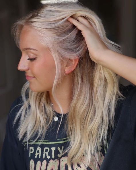 Blonde Medium Length Locks with Scandinavian Hairline Blonde Vacation Hair, Swedish Blonde Highlights, Norwegian Hair Line, Swedish Hairline Blonde, Bleach Blonde Lob, Blonde Scandinavian Hairline, Scandinavian Blonde Hairline, Swedish Hairline, Scandinavian Highlights Hair