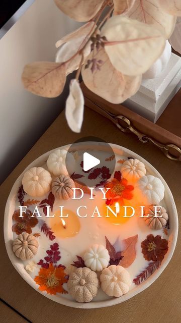 Homemade Fall Candles Diy, Pumpkin Candles Diy, Diy Bowl Candle, Fall Candle Making, Autumn Candles Diy, How To Make Candles Diy, Fall Candle Diy, Diy Dough Bowl Candles, Dough Bowl Candles Diy