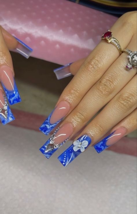 Small Blue Nails Acrylic, Blue Nails With Flowers Design, Blue Nail Inspo Acrylic, Nail Water Decals, Water Nails, French Tip Acrylic Nails, Gem Nails, Really Cute Nails, Simple Nail Designs