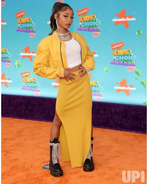 Lay Lay, Kids Choice Awards, Glam Photoshoot, Black Goddess, Cute Friend Photos, Girl Swag, Choice Awards, Cute Simple Outfits, Beautiful Blouses