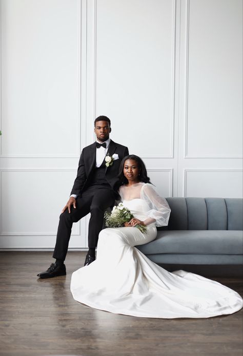 Bride And Groom Studio Photoshoot, Wedding Photo Ideas Black Couple, Wedding Photos Black Couples, Black Wedding Photoshoot, Bolero Wedding Dress, Wedding White Flowers, Black Wedding Photos, Black People Weddings, Wedding Dress Bolero