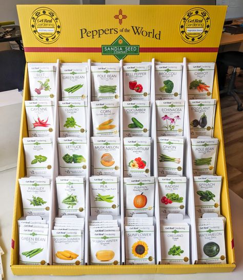 Seed Displays Seeds Gift Ideas, Seed Kit Packaging, Seeds Packaging, Garden Center Displays, Seeds Gifts, Growing Peppers, Heirloom Tomato Seeds, Spices Packaging, Hot Pepper Seeds